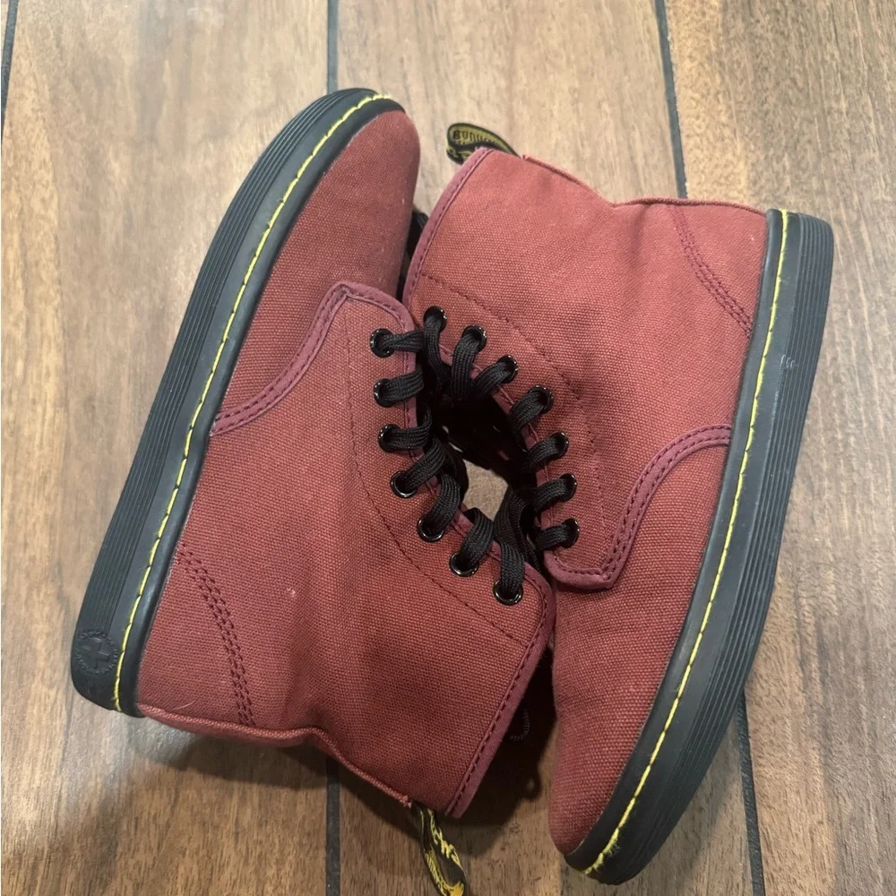 Dr. Martens Shoreditch Canvas Shoes Boots Air-Wair Maroon Red Women's Size 5